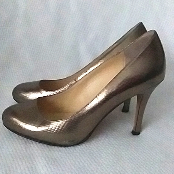 Kate Spade Pumps Leather Snakeskin Print Burnished Gold Over Beige size 7M - Picture 5 of 13